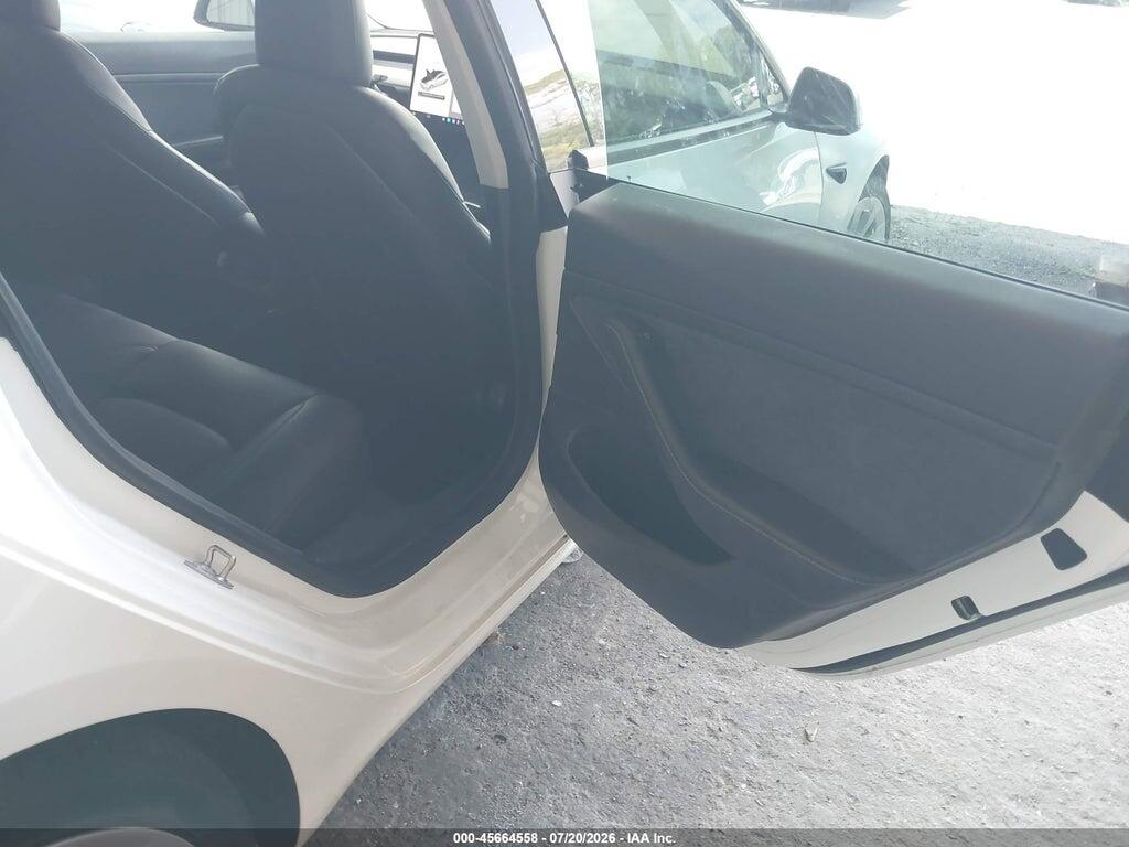 5YJ3E1EA8MF856708 2021 TESLA MODEL 3 photo no. 8