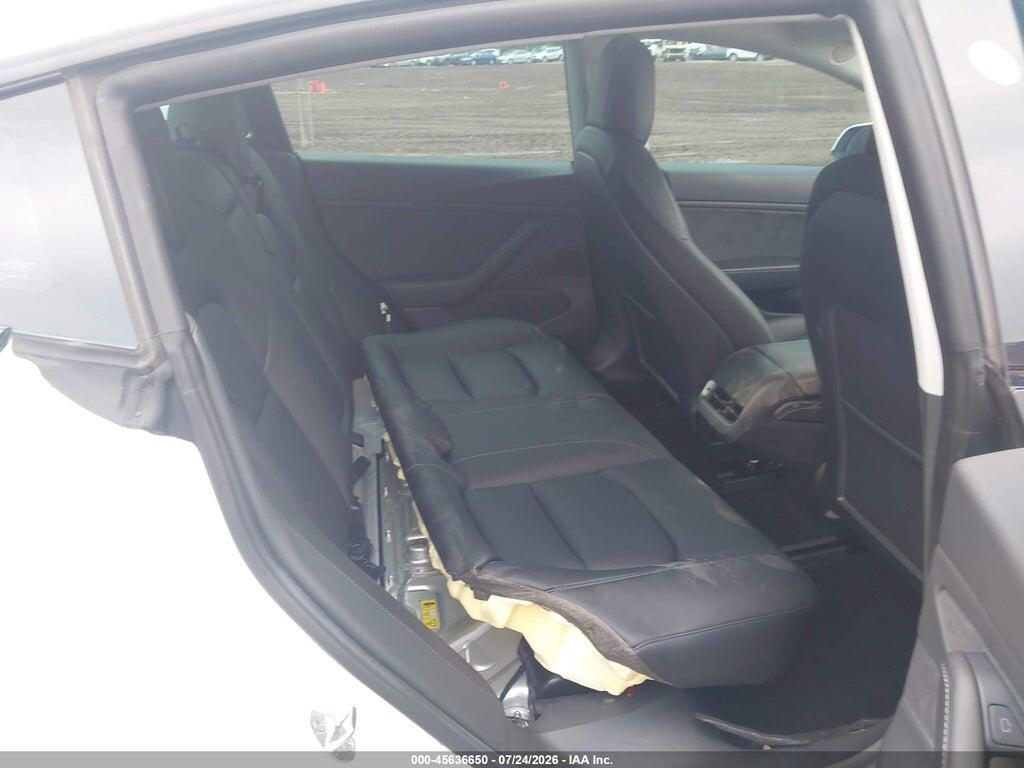 5YJ3E1EB3MF852896 2021 TESLA MODEL 3 photo no. 8
