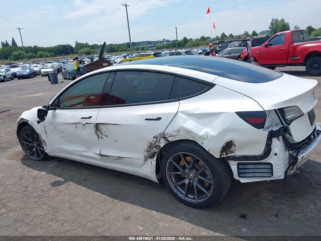 5YJ3E1EB8MF997982 2021 TESLA MODEL 3 photo no. 3