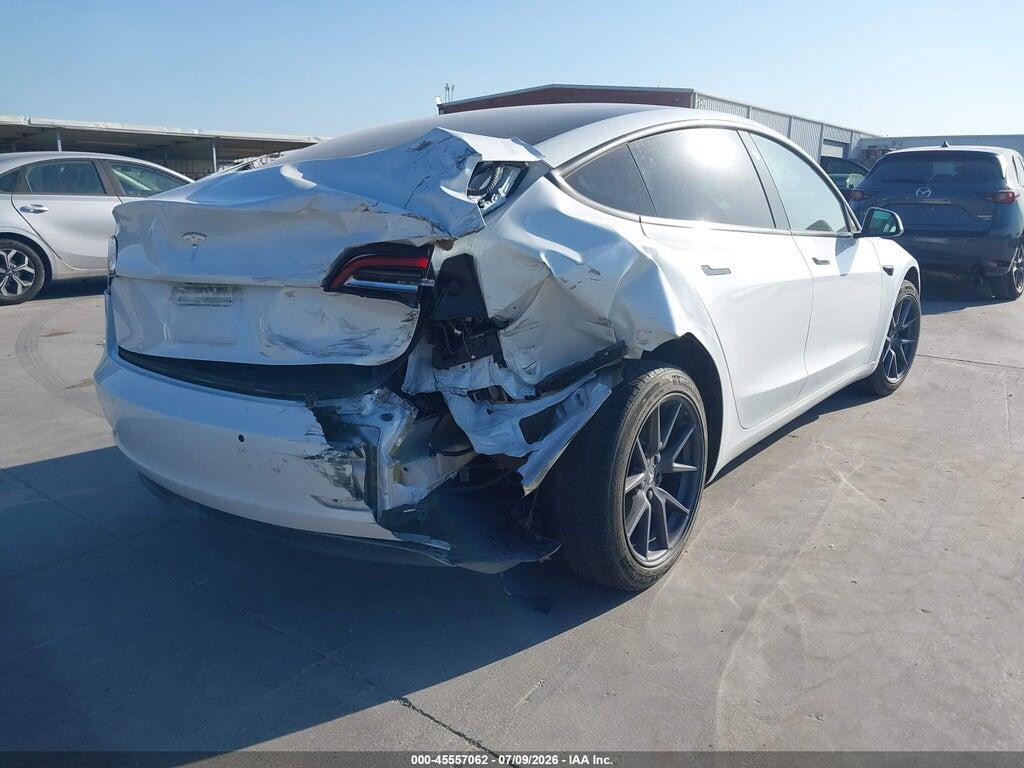 5YJ3E1EA2MF917325 2021 TESLA MODEL 3 photo no. 4