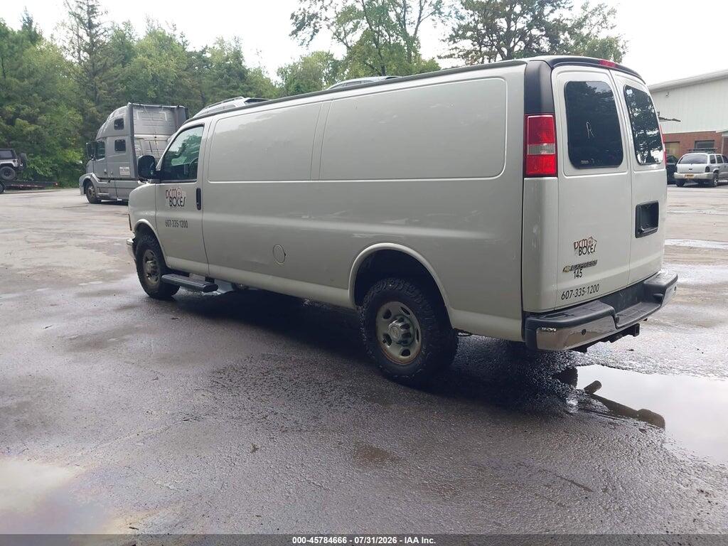 1GCZGHFP4P1185597 2023 CHEVROLET EXPRESS CARGO photo no. 3