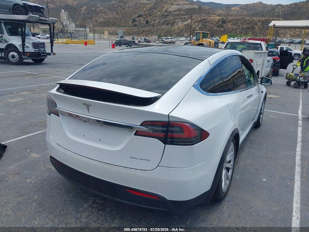 5YJXCDE2XMF319775 2021 TESLA MODEL X photo no. 4