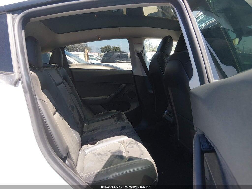 5YJYGDEE5MF287210 2021 TESLA MODEL Y photo no. 8