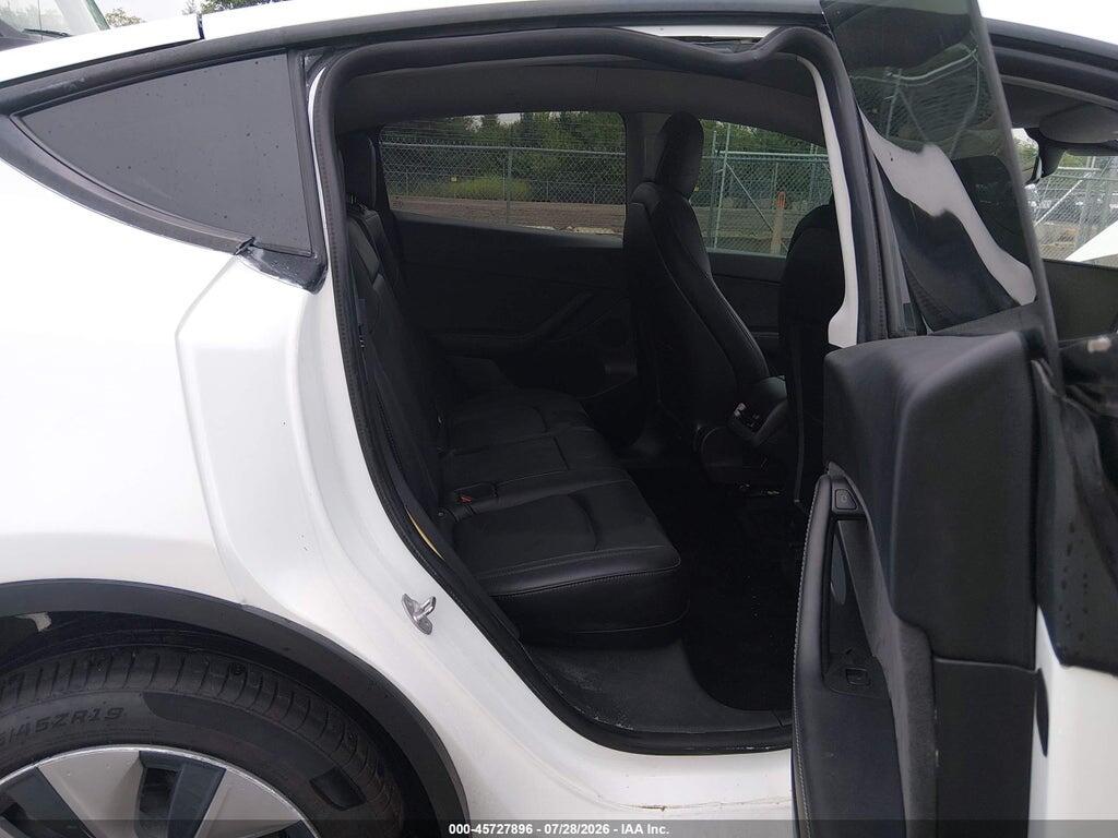 5YJYGDEE6MF298717 2021 TESLA MODEL Y photo no. 8