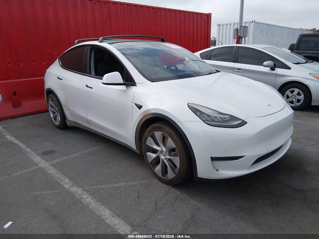 5YJYGAEE4MF234304 2021 TESLA MODEL Y photo no. 1
