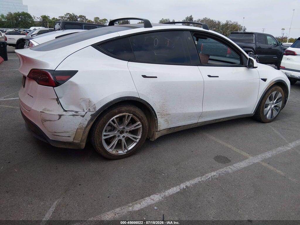 5YJYGAEE4MF234304 2021 TESLA MODEL Y photo no. 4