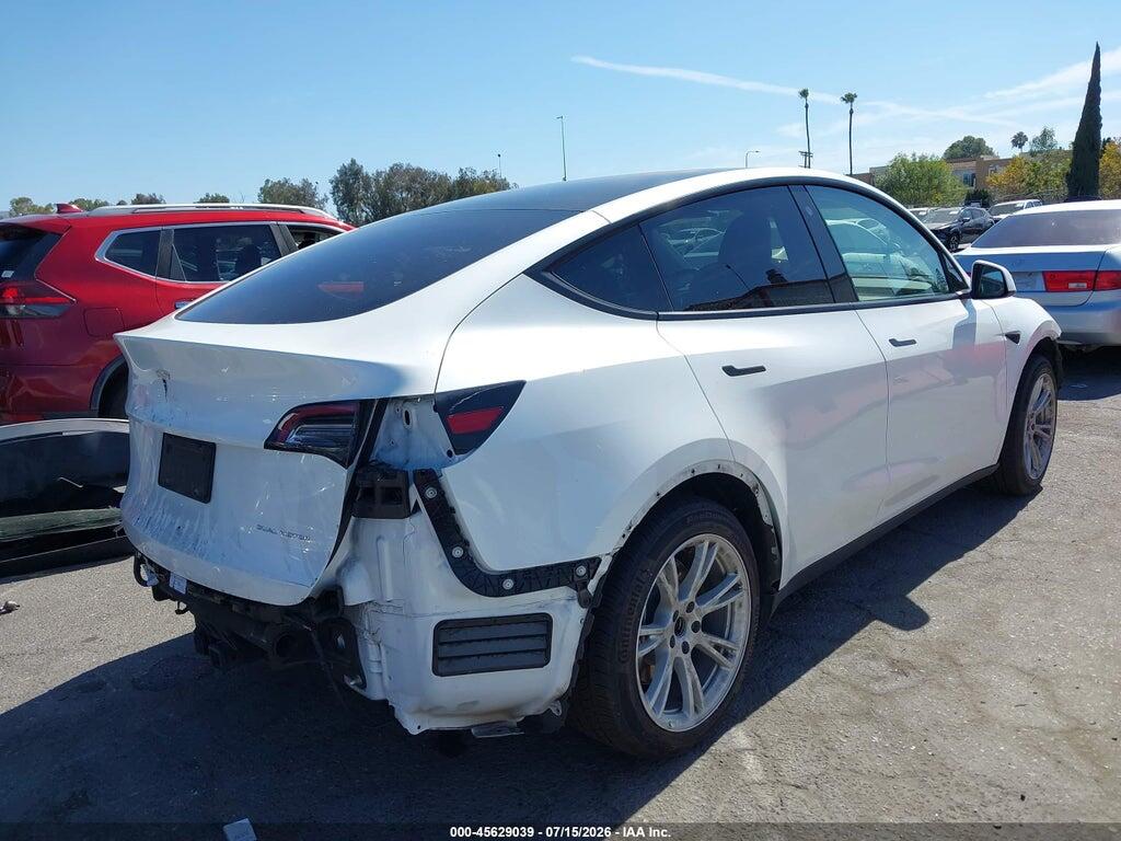 5YJYGAEE7MF150560 2021 TESLA MODEL Y photo no. 4