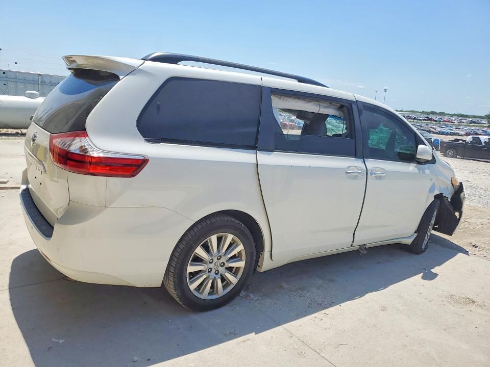 2017 TOYOTA SIENNA XLE 7-PASSENGER — Фото 3 из 13