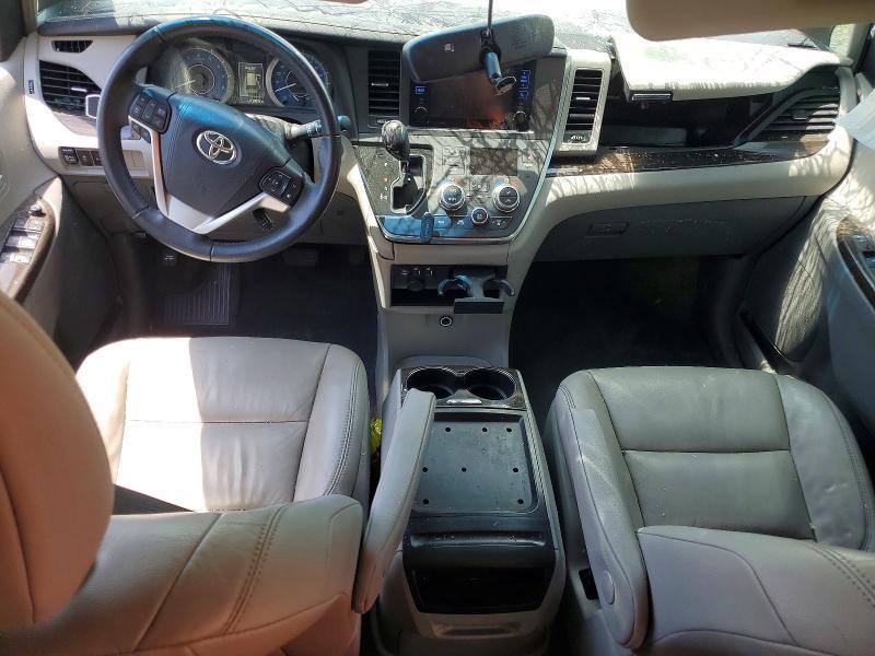 2017 TOYOTA SIENNA XLE 7-PASSENGER — Фото 8 из 13