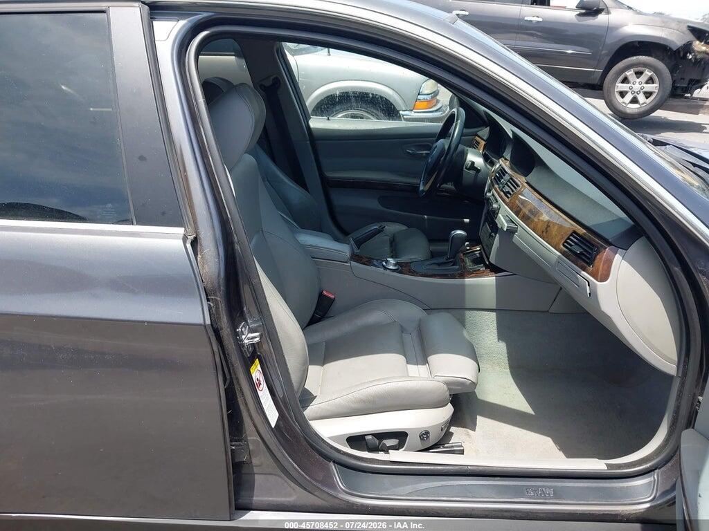 WBAVB33596PS11333 2006 BMW 330I photo no. 5