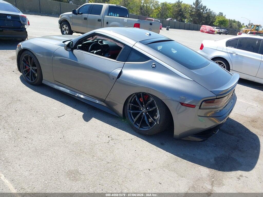 JN1BZ4BH2RM365846 2024 NISSAN Z photo no. 3