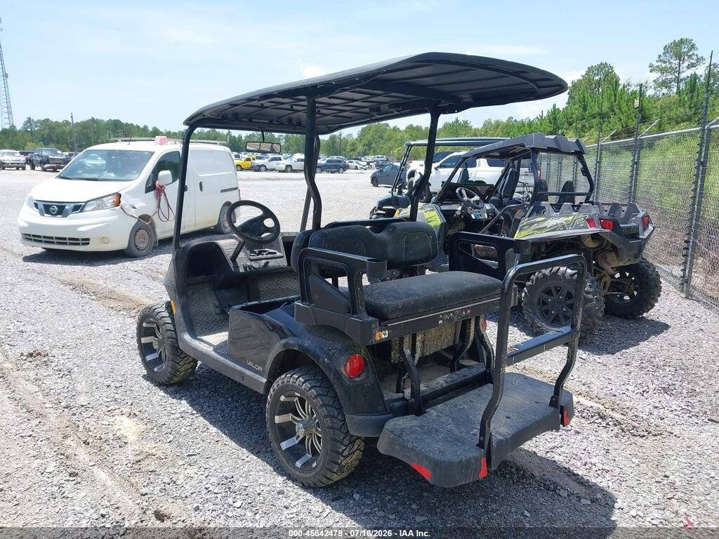 EZGCBACHAR5800988 2024 EZ-GO GOLF CART photo no. 3