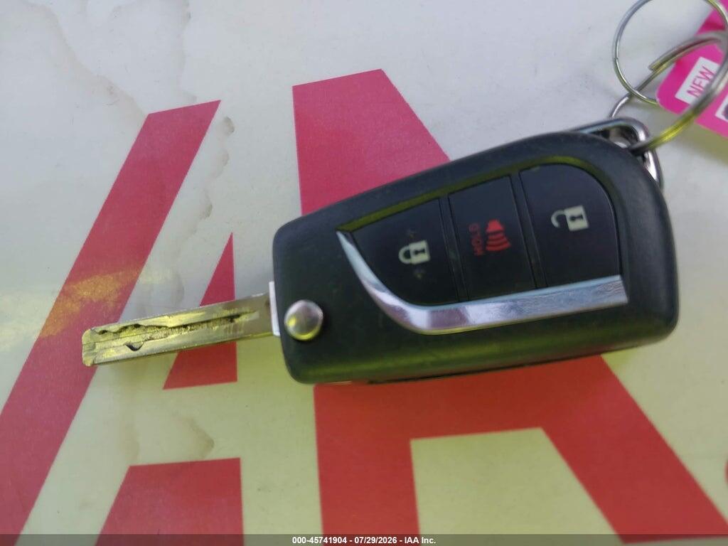 NMTKHMBX4MR129623 2021 TOYOTA C-HR photo no. 11