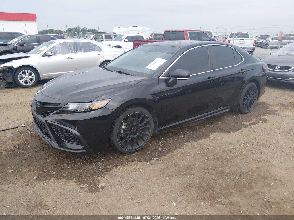 4T1S11AK8MU491472 2021 TOYOTA CAMRY photo no. 2