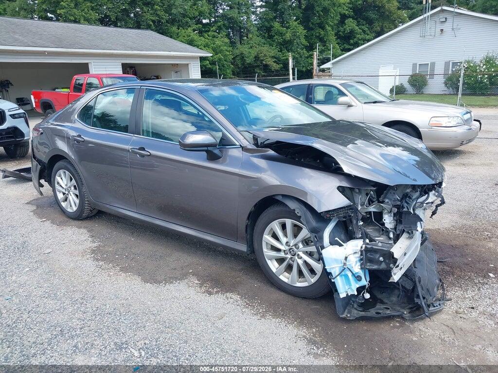 4T1T11AK2MU447584 2021 TOYOTA CAMRY photo no. 1