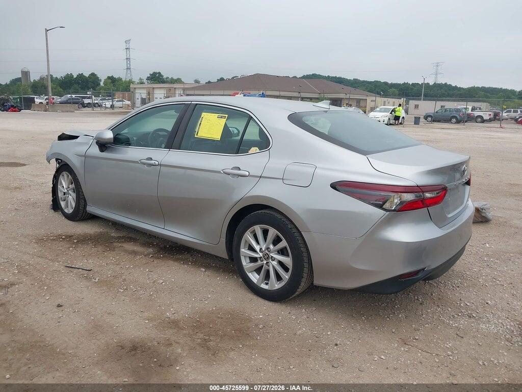 4T1C11BK2MU040394 2021 TOYOTA CAMRY photo no. 3