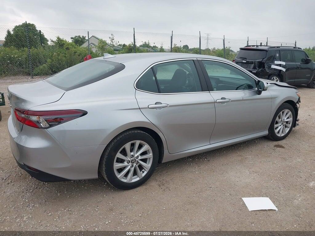 4T1C11BK2MU040394 2021 TOYOTA CAMRY photo no. 4