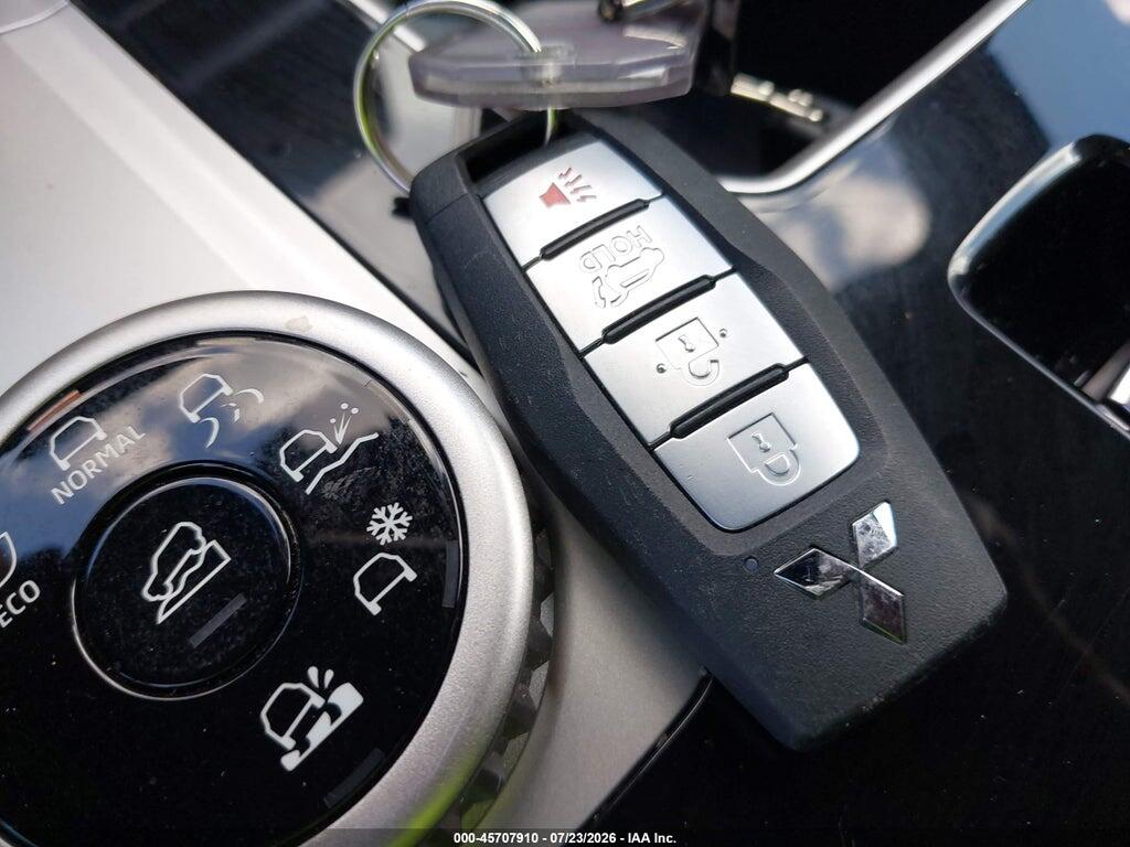 JA4J4VA84SZ058213 2025 MITSUBISHI OUTLANDER photo no. 11