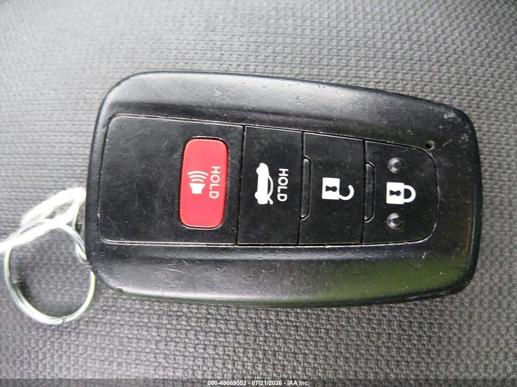 JTDEAMDE9MJ018674 2021 TOYOTA COROLLA photo no. 11