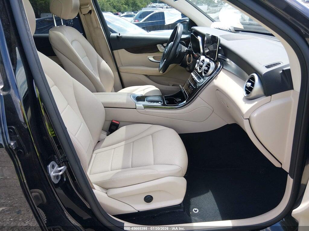 W1N0G8DB1NV335552 2022 MERCEDES-BENZ GLC 300 photo no. 5