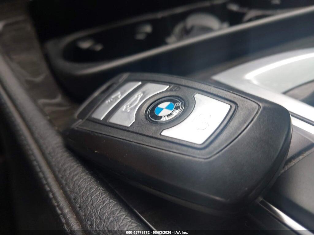 WBAFR7C58CC813750 2012 BMW 535I photo no. 11