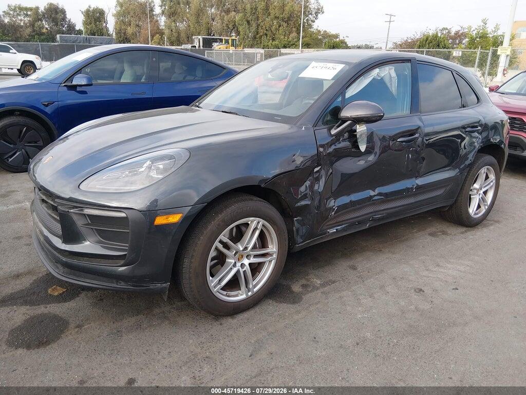 WP1AA2A58RLB17553 2024 PORSCHE MACAN photo no. 2