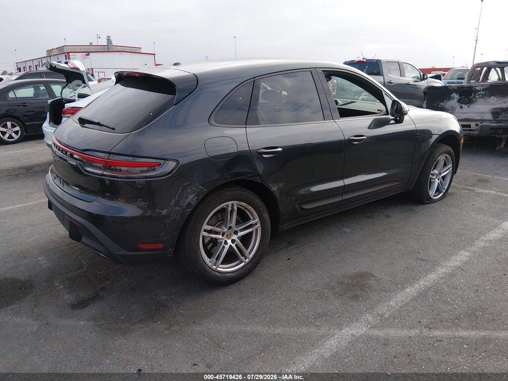 WP1AA2A58RLB17553 2024 PORSCHE MACAN photo no. 4