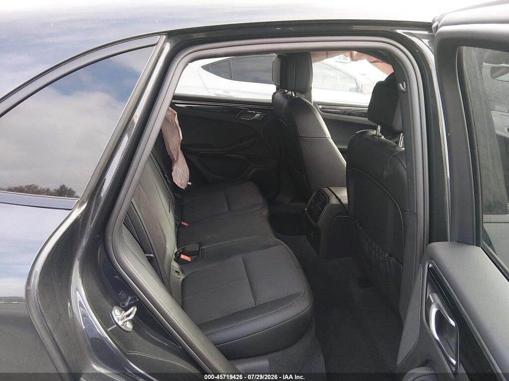 WP1AA2A58RLB17553 2024 PORSCHE MACAN photo no. 8