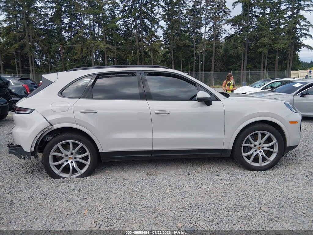 WP1AA2AY2RDA01320 2024 PORSCHE CAYENNE photo no. 12