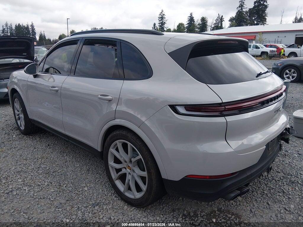 WP1AA2AY2RDA01320 2024 PORSCHE CAYENNE photo no. 3