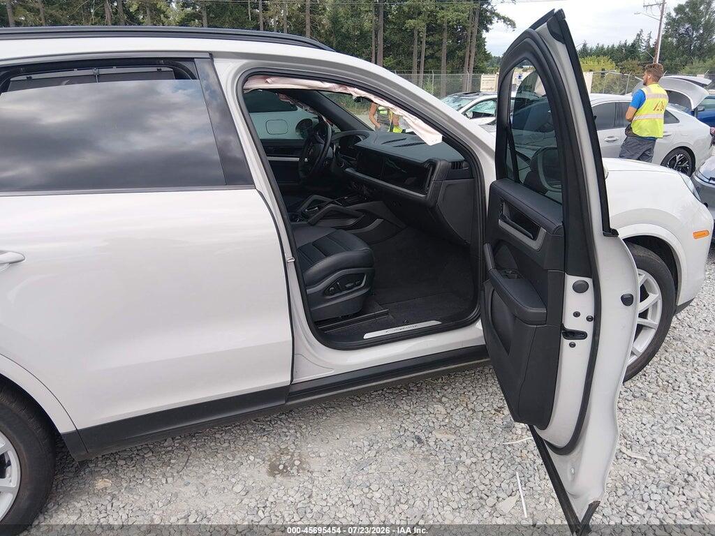 WP1AA2AY2RDA01320 2024 PORSCHE CAYENNE photo no. 5