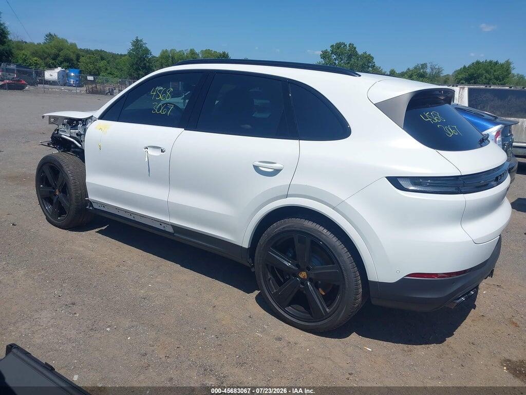WP1AA2AY8RDA07767 2024 PORSCHE CAYENNE photo no. 3
