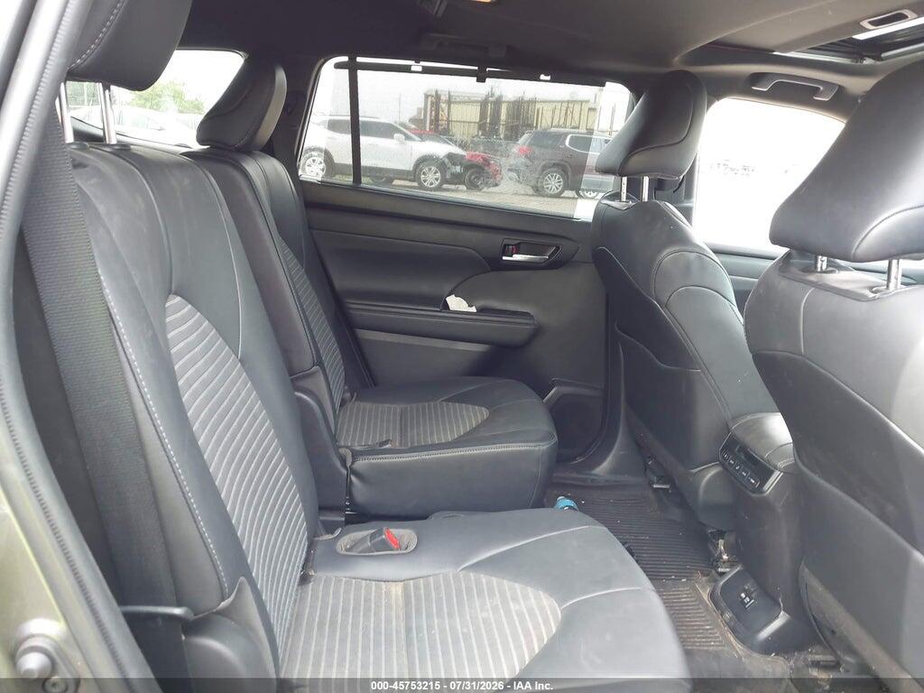 5TDJZRBH9MS105205 2021 TOYOTA HIGHLANDER photo no. 8