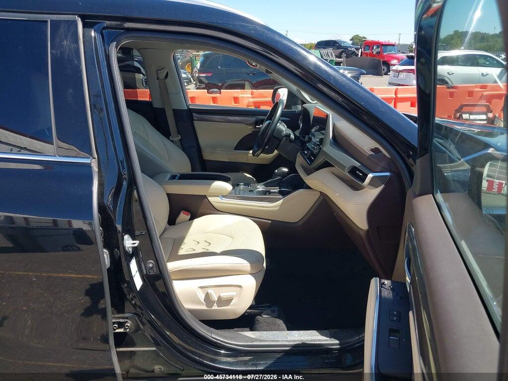 5TDFZRBH9MS068355 2021 TOYOTA HIGHLANDER photo no. 5