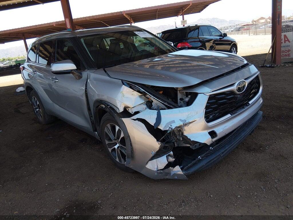 5TDGZRAH5MS537740 2021 TOYOTA HIGHLANDER photo no. 1