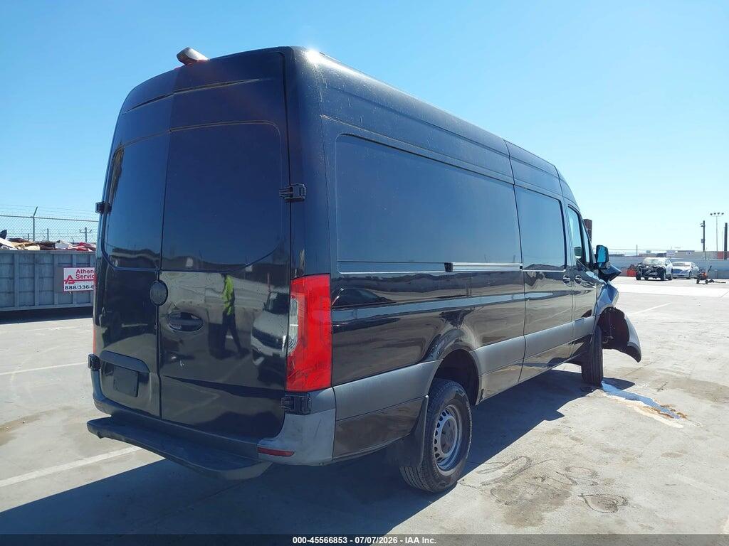 W1Y4ECVY2NT097870 2022 MERCEDES-BENZ SPRINTER 2500 photo no. 4