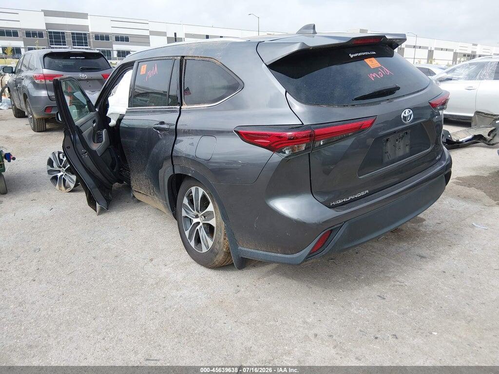 5TDGZRAH9MS080883 2021 TOYOTA HIGHLANDER photo no. 3