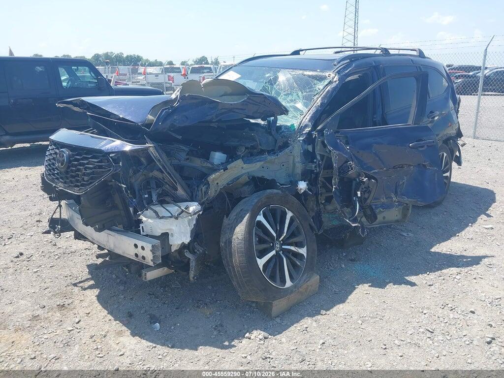 5TDLZRAH6MS083044 2021 TOYOTA HIGHLANDER photo no. 2