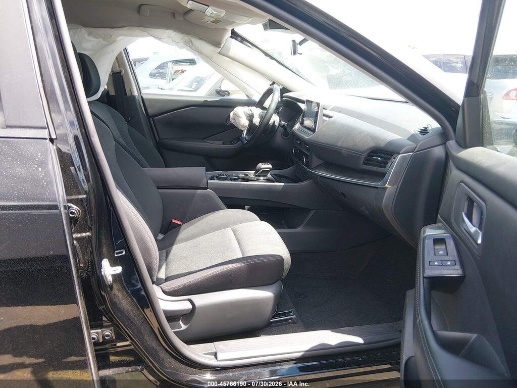 5N1BT3BB9SC773904 2025 NISSAN ROGUE photo no. 5