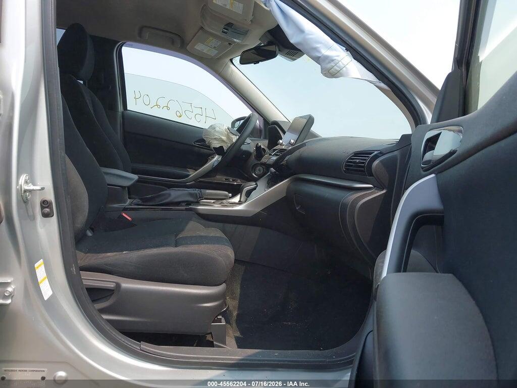 JA4ATVAA4NZ003092 2022 MITSUBISHI ECLIPSE CROSS photo no. 5