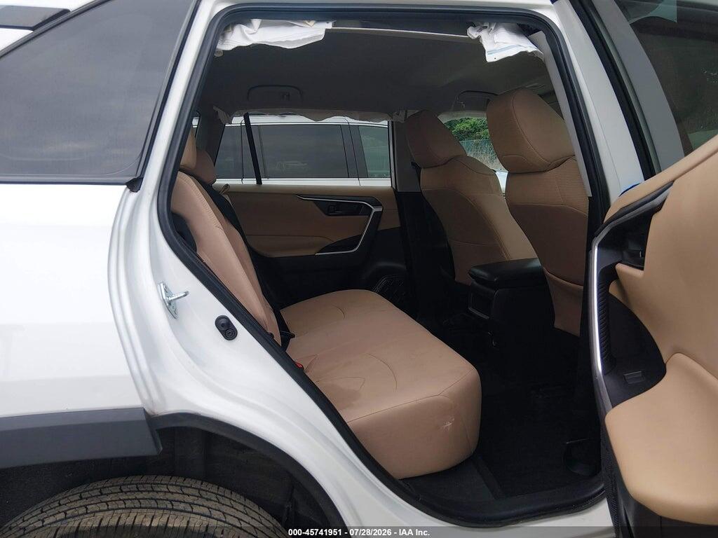 2T3H1RFV0MC124988 2021 TOYOTA RAV4 photo no. 8
