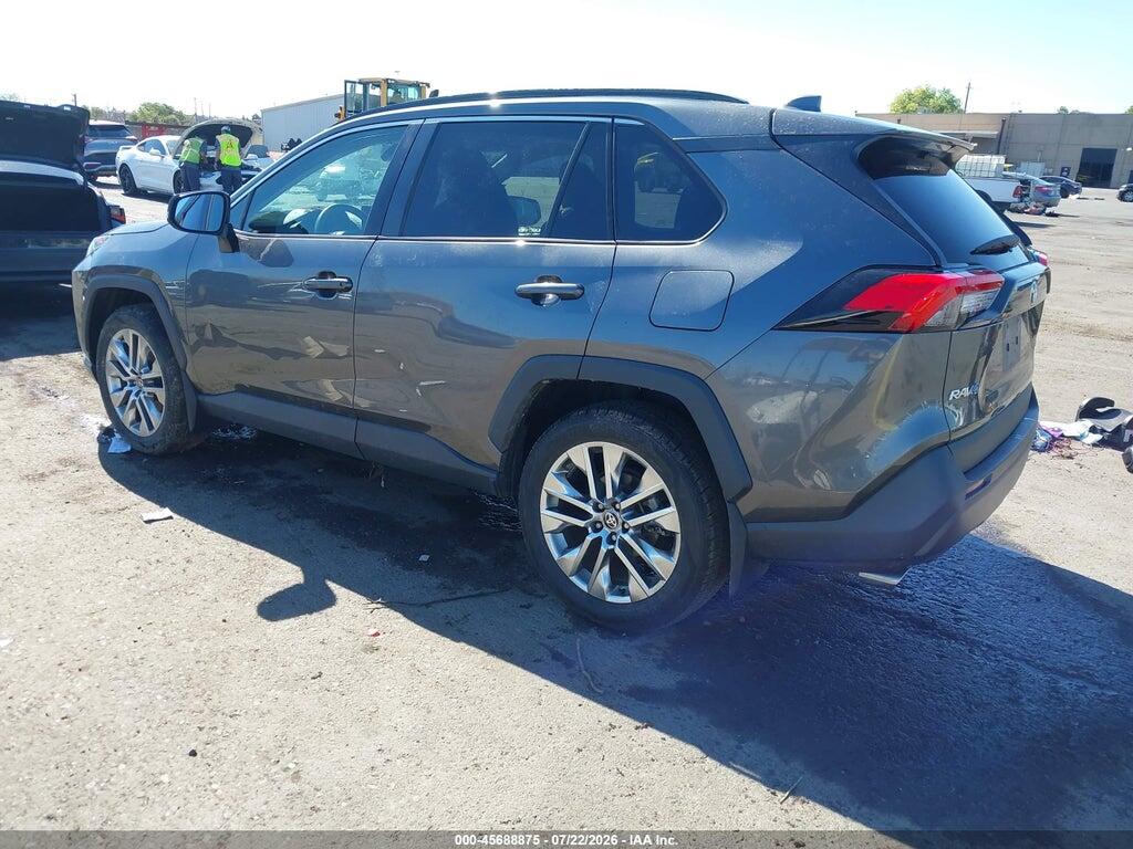 2T3C1RFV5MC118727 2021 TOYOTA RAV4 photo no. 3