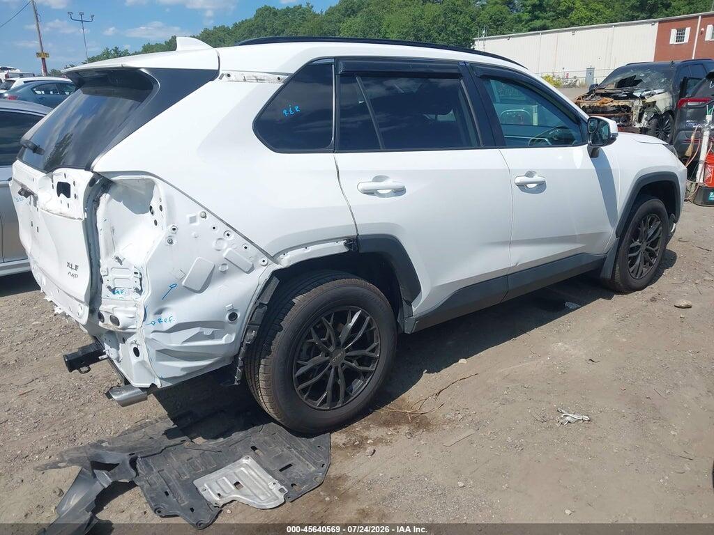 2T3P1RFV3MC207858 2021 TOYOTA RAV4 photo no. 4