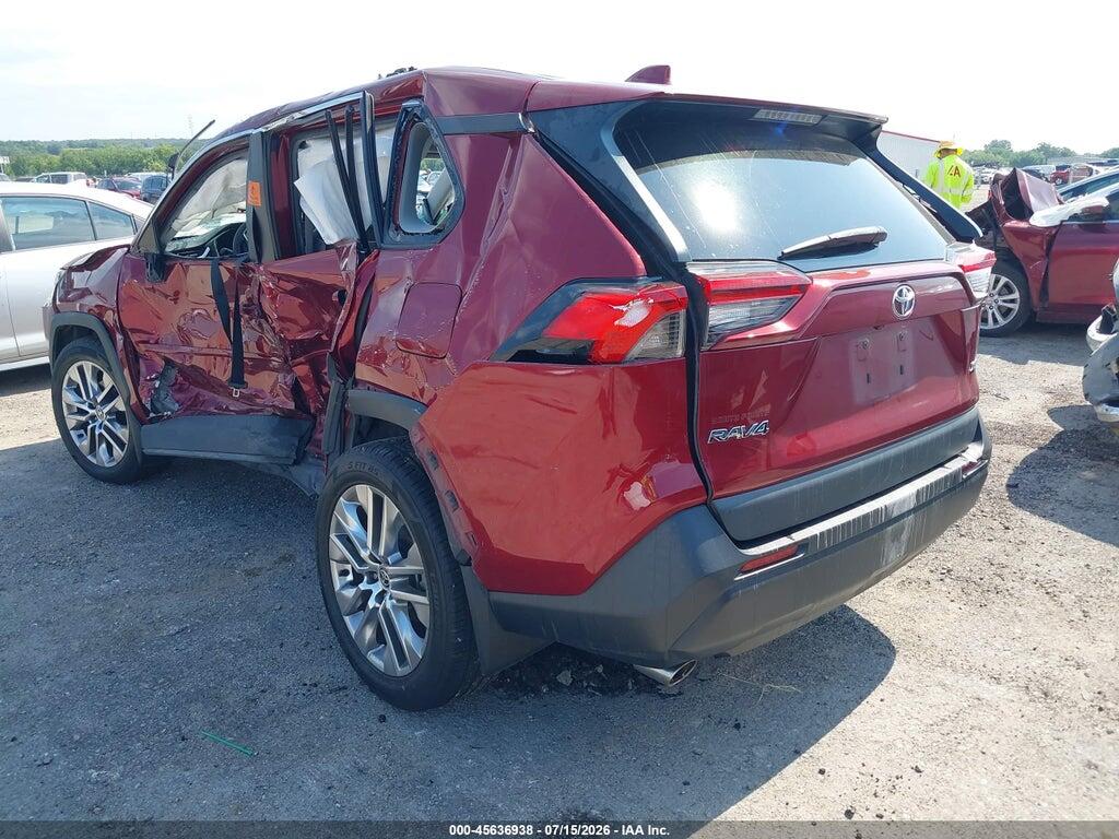 2T3C1RFV1MW137418 2021 TOYOTA RAV4 photo no. 3