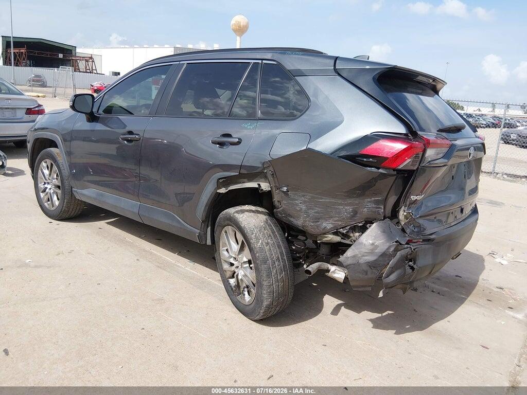 2T3C1RFV9MC102093 2021 TOYOTA RAV4 photo no. 3