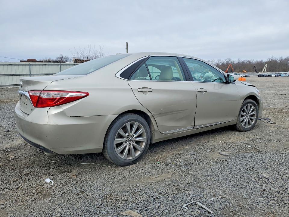 2017 TOYOTA CAMRY XLE V6 — Фото 3 из 12