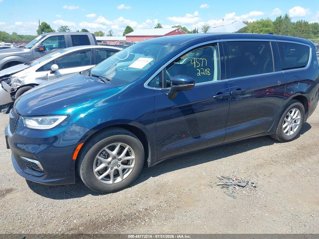 2C4RC1BG8PR627771 2023 CHRYSLER PACIFICA photo no. 2
