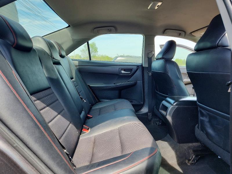 2017 TOYOTA CAMRY SE — Фото 10 из 13