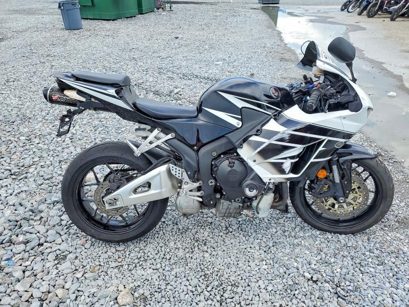 JH2PC4008EK700042 2014 HONDA CBR600 photo no. 1