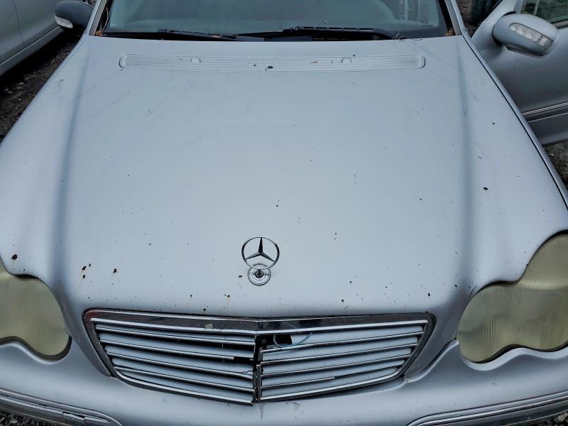 2004 MERCEDES BENZ C 240 — Фото 11 из 12